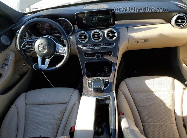 W1KWF8DB8MR652486 2021 MERCEDES-BENZ C Black Vista del salpicadero