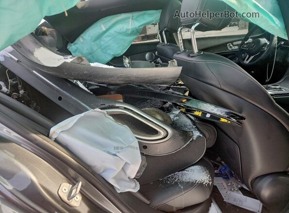 W1KWF8EB1MR641375 2021 MERCEDES-BENZ C Gray Vista de los asientos traseros