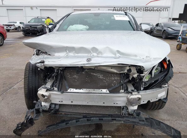 W1KZF6JB1LA773265 2020 MERCEDES-BENZ E-CLASS Silver Widok wnętrza z tyłu