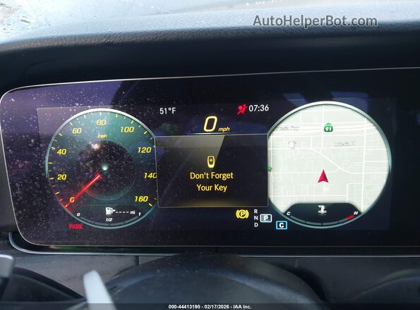 W1KZF8DB1NB096223 2022 MERCEDES-BENZ E-CLASS Серый Вид задних сидений