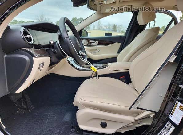 W1KZF8DB8PB135098 2023 MERCEDES-BENZ E Черный Вид салона спереди