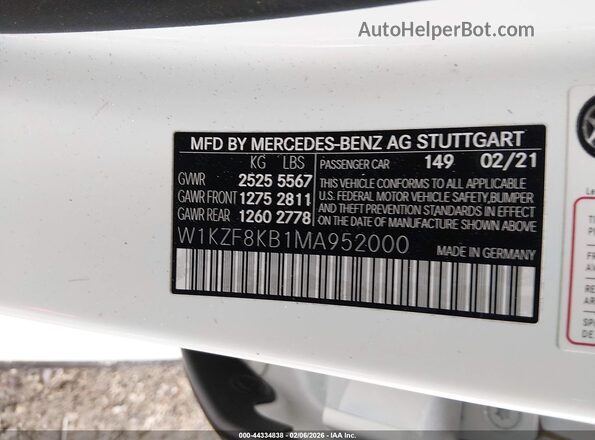 W1KZF8KB1MA952000 2021 MERCEDES-BENZ AMG E 63 White Engine compartment view