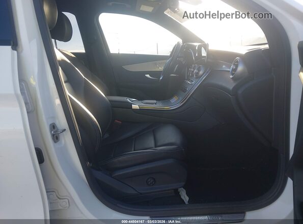 W1N0G8DB1MV312822 2021 MERCEDES-BENZ GLC 300 White Vista interior delantera