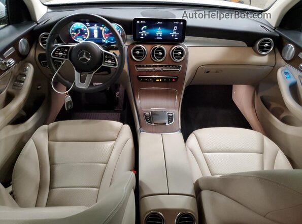 W1N0G8EB1MF890105 2021 MERCEDES-BENZ GLC-CLASS White Առջևի վահանակի տեսք