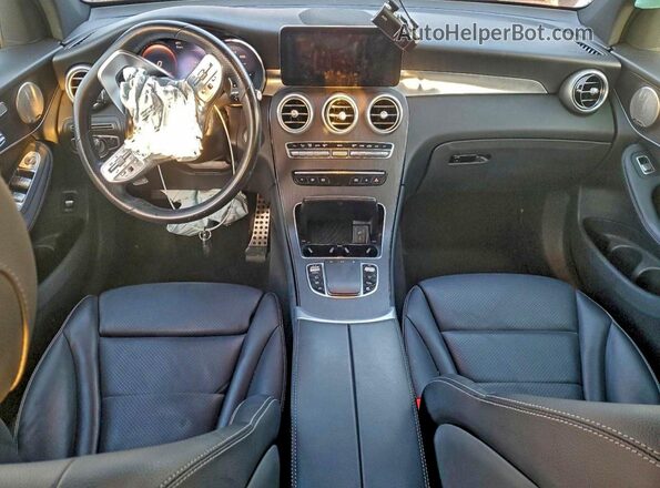 W1N0G8EB8NV352539 2022 MERCEDES-BENZ GLC-CLASS Black Dashboard view