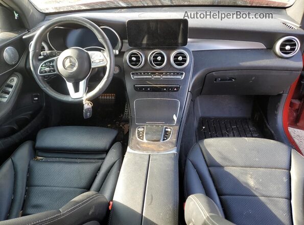 W1N0G8EBXMF875523 2021 MERCEDES-BENZ GLC-CLASS Red Vista del salpicadero