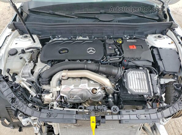 W1N4M4GB8SW402474 2025 MERCEDES-BENZ GLB-CLASS White Vista del compartimento del motor