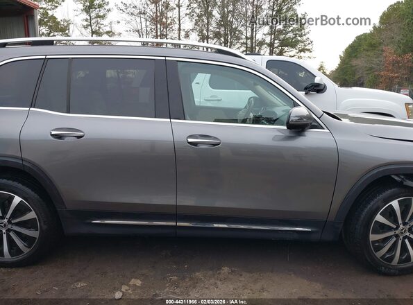 W1N4M4HB1PW282720 2023 MERCEDES-BENZ GLB-CLASS Blue Vista interior trasera