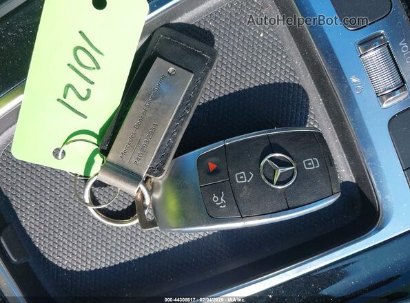 W1N4M4HB4RW343822 2024 MERCEDES-BENZ GLB-CLASS White Widok deski rozdzielczej