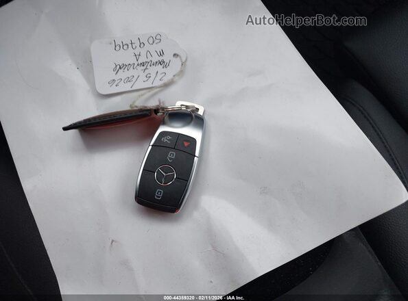 W1N4M4HB4RW352908 2024 MERCEDES-BENZ GLB-CLASS Black Widok deski rozdzielczej
