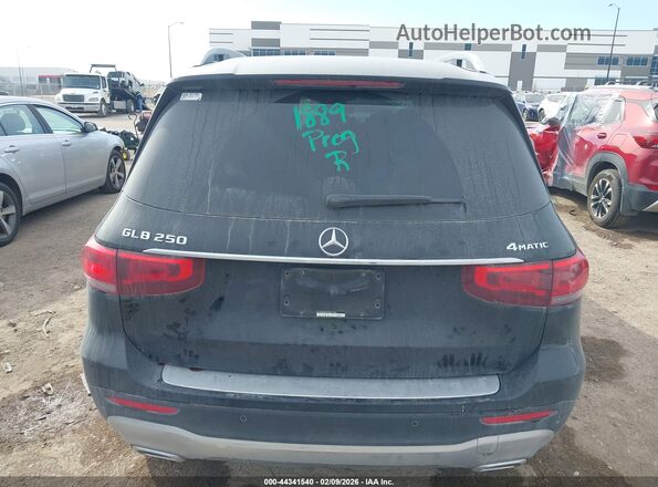 W1N4M4HB7PW277036 2023 MERCEDES-BENZ GLB-CLASS Black სალონის 360-გრადუსიანი ხედი