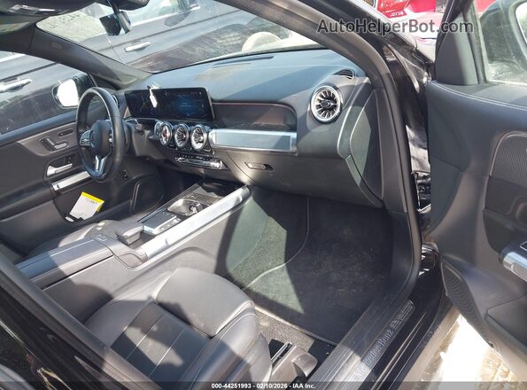 W1N4M4HB8NW176388 2022 MERCEDES-BENZ GLB-CLASS Black Widok wnętrza z przodu