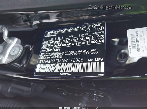 W1N4M4HB8NW176388 2022 MERCEDES-BENZ GLB-CLASS Black Widok komory silnika