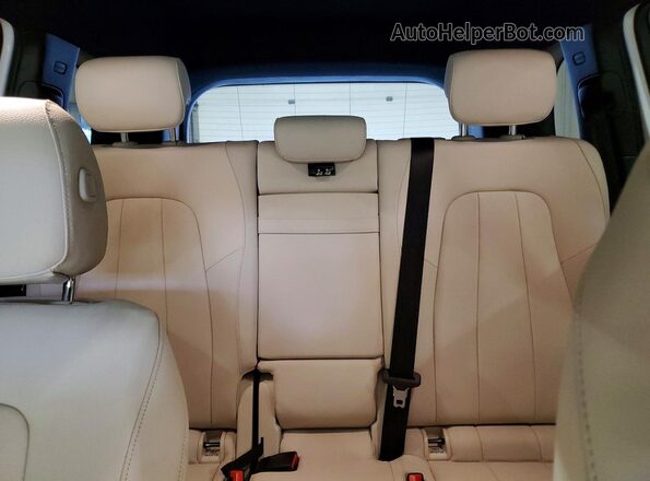 W1N4M4HB8SW423856 2025 MERCEDES-BENZ GLB-CLASS White Widok tylnych siedzeń