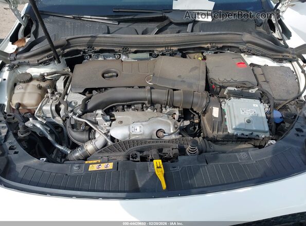 W1N4N4HB3MJ147213 2021 MERCEDES-BENZ GLA 250 White Widok z tyłu