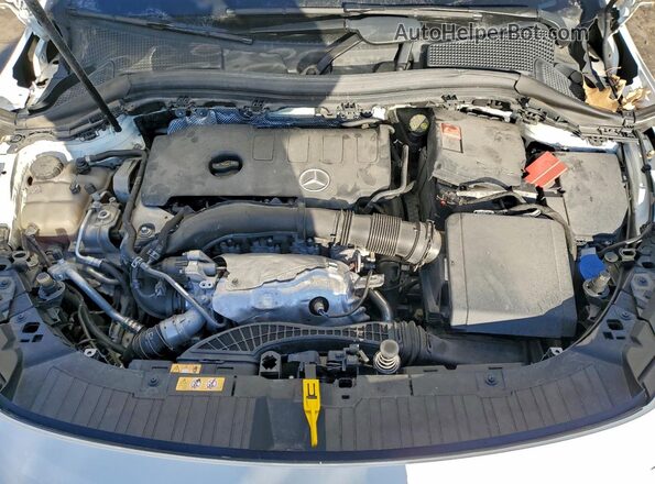 W1N4N4HBXMJ239211 2021 MERCEDES-BENZ GLA White Vista del compartimento del motor