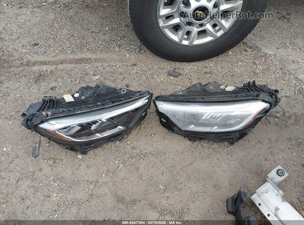 W1NKJ4HB1RF100209 2024 MERCEDES-BENZ GLC 300 Silver 