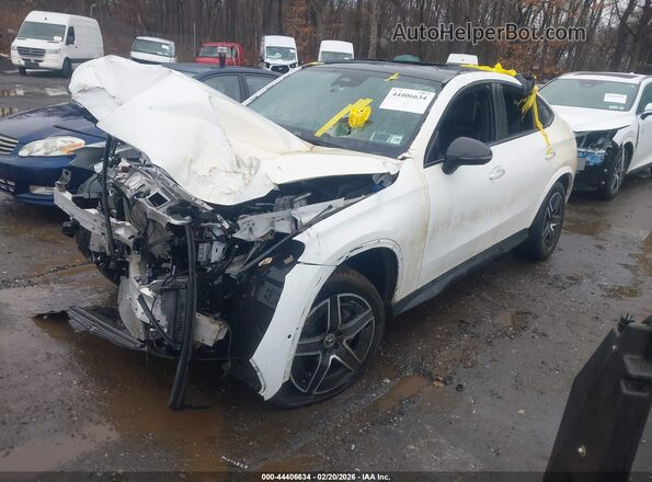 W1NKJ4HB5RF133553 2024 MERCEDES-BENZ GLC 300 White Vista tres cuartos delantera izquierda
