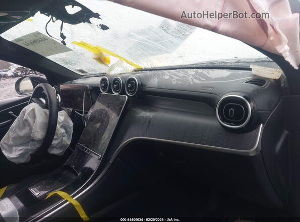 W1NKJ4HB5RF133553 2024 MERCEDES-BENZ GLC 300 White Vista interior delantera
