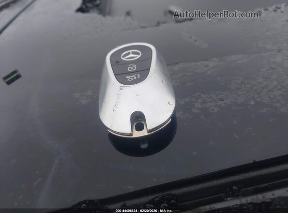 W1NKJ4HB5RF133553 2024 MERCEDES-BENZ GLC 300 White Vista del salpicadero