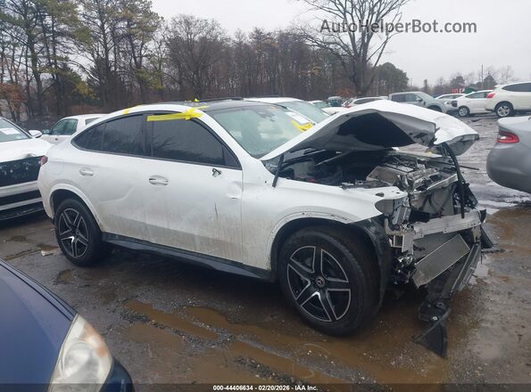 W1NKJ4HB5RF133553 2024 MERCEDES-BENZ GLC 300 White Vista interior trasera