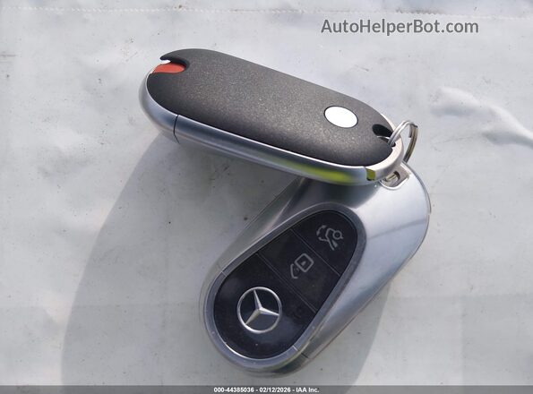 W1NKM4HBXRF228570 2024 MERCEDES-BENZ GLC 300 White Առջևի վահանակի տեսք