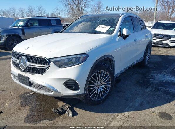 W1NKM4HBXSF367975 2025 MERCEDES-BENZ GLC 300 Белый Передняя левая четверть