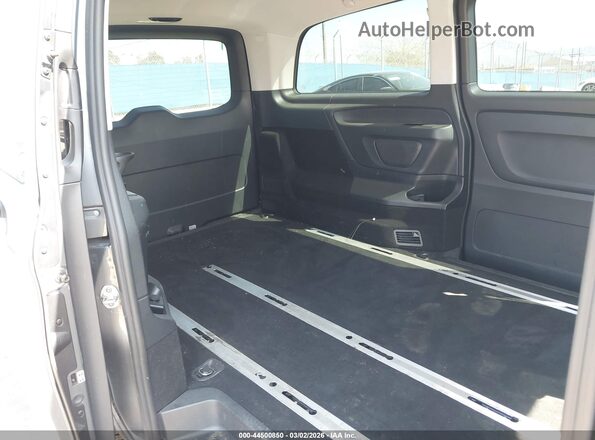 W1WV0FEY4N4159535 2022 MERCEDES-BENZ METRIS Gray Widok naklejki z numerem VIN