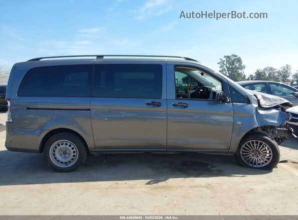 W1WV0FEY4N4159535 2022 MERCEDES-BENZ METRIS Gray Widok wnętrza 360 stopni