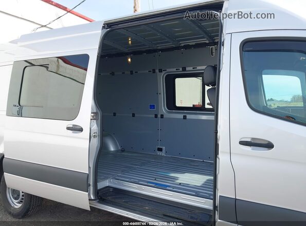 W1Y4ECVY1NT095592 2022 MERCEDES-BENZ SPRINTER Silver Вид наклейки з VIN-кодом