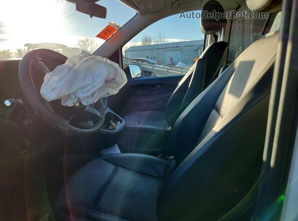W1YV0BEY0P4314102 2023 MERCEDES-BENZ METRIS White Սալոնի դիմացի տեսք