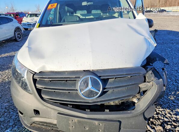 W1YV0BEY0P4314102 2023 MERCEDES-BENZ METRIS White Սալոնի հետևի տեսք