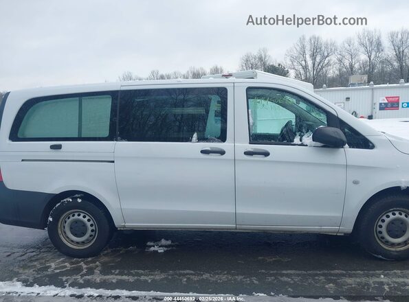W1YV0BEY4M3904370 2021 MERCEDES-BENZ METRIS White Սալոնի հետևի տեսք