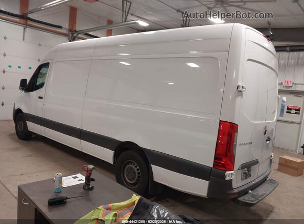 W2Y40CHY8MT045106 2021 FREIGHTLINER SPRINTER 2500 White 