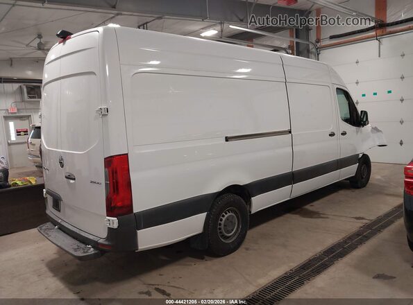 W2Y40CHY8MT045106 2021 FREIGHTLINER SPRINTER 2500 White 