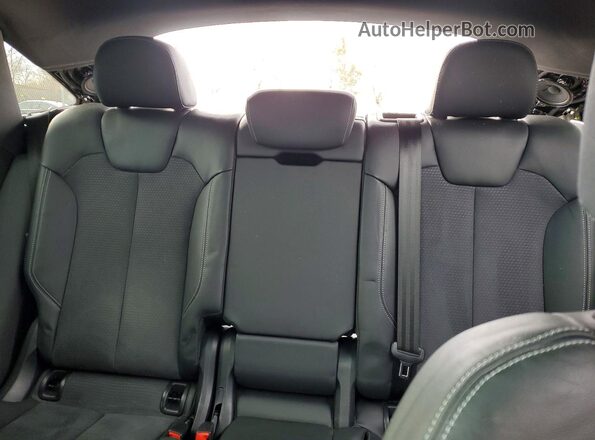 WA124AFYXN2044688 2022 AUDI SQ5 Black Հետևի նստատեղերի տեսք