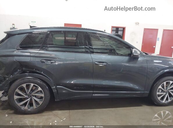 WA124BGF3SA044312 2025 AUDI Q6 E-TRON Black Widok wnętrza z tyłu