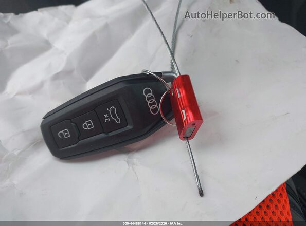 WA124BGF8SA015856 2025 AUDI Q6 E-TRON Белый 