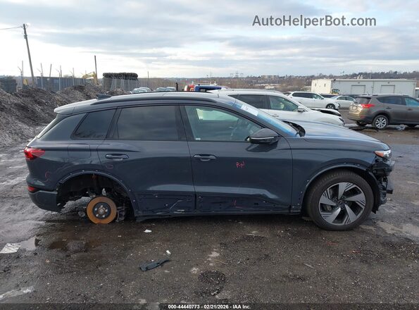 WA124BGFXSA014997 2025 AUDI Q6 E-TRON Gray Widok wnętrza z tyłu