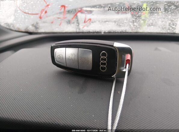 WA12UBFZ1SP020244 2025 AUDI Q4 Silver 