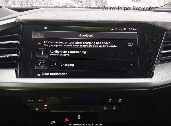 WA12UBFZ1SP020244 2025 AUDI Q4 Silver 