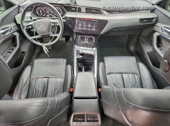 WA13AAGE6MB038399 2021 AUDI E-TRON Black Вид панелі приладів