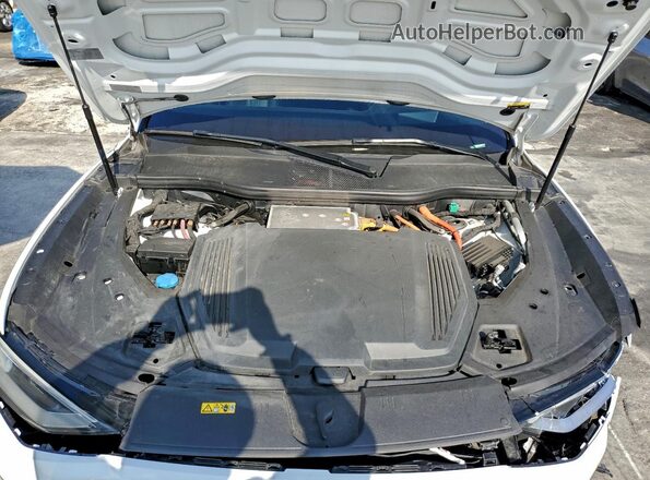 WA13ABGE1MB002304 2021 AUDI E-TRON White Widok wnętrza z tyłu