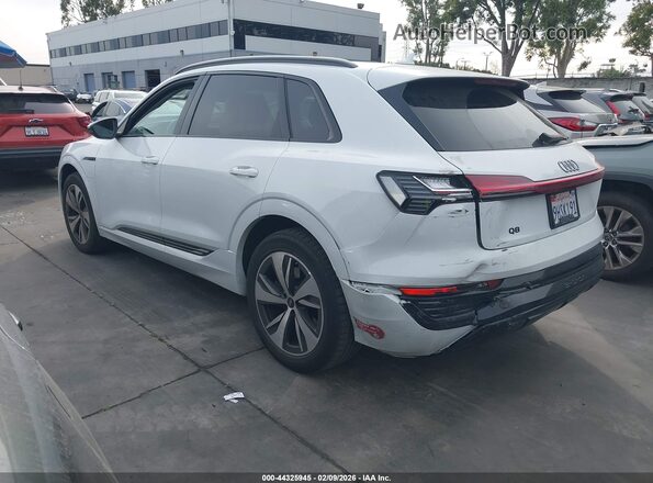 WA14AAGE0RB012568 2024 AUDI Q8 E-TRON Черный Задняя левая четверть