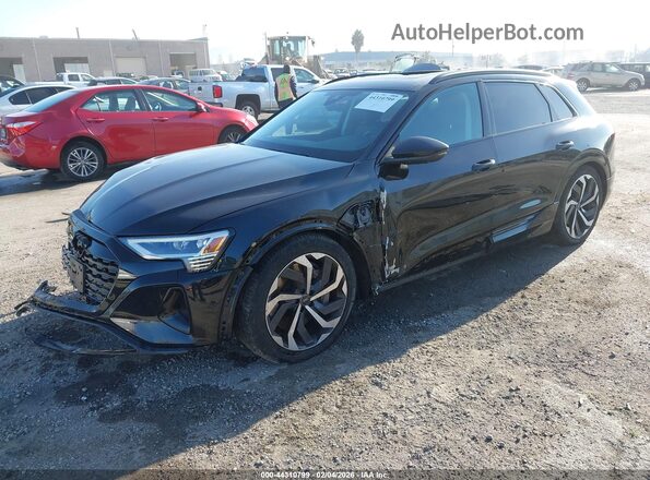 WA15AAGE0RB060401 2024 AUDI Q8 E-TRON Черный Передняя левая четверть