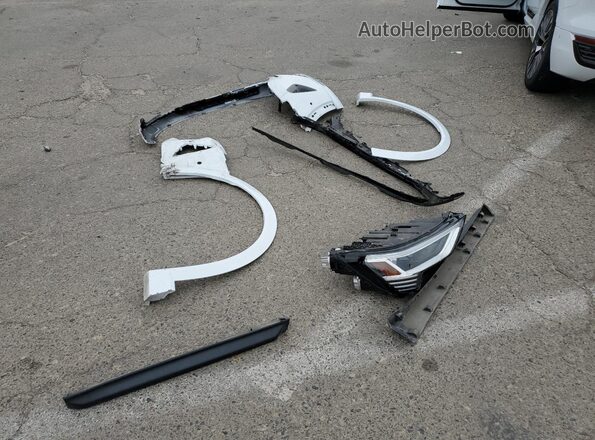 WA15AAGE2RB041770 2024 AUDI Q8 White VIN კოდის სტიკერის ხედი