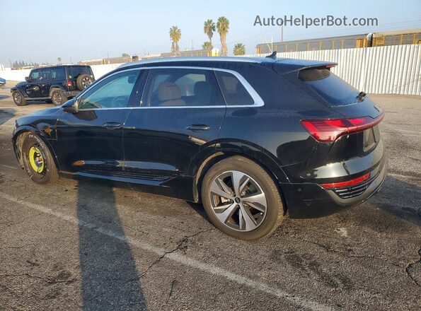 WA15AAGE5RB007502 2024 AUDI Q8 Черный 