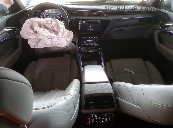 WA16ABGE8RB005138 2024 AUDI Q8 Black 