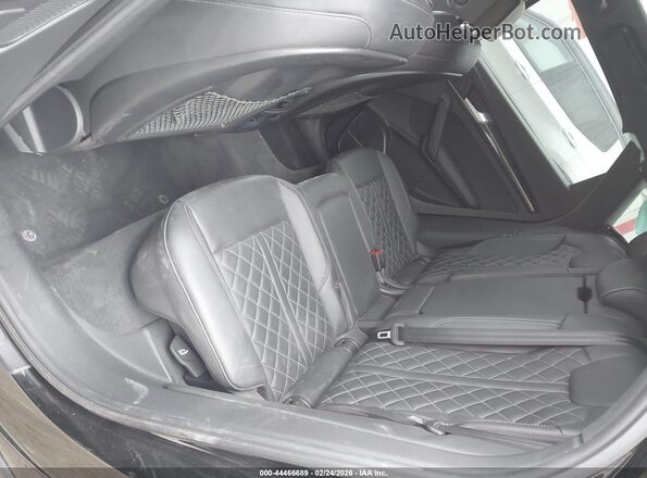 WA1A4AFY7J2091215 2018 AUDI SQ5 Black Вид наклейки з VIN-кодом