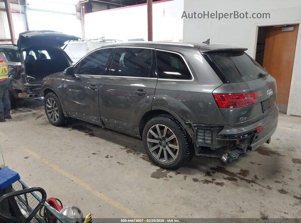 WA1AAAF71KD008805 2019 AUDI Q7 Gray Rear left